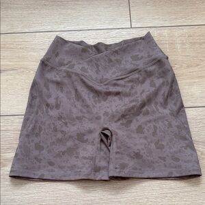 Alphalete Crossover Shorts